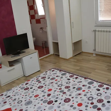 Jankuloski Villa Ohrid